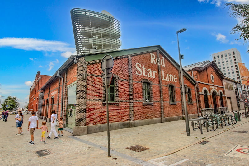 Red Star Line - The Hub of European emigration to North America.